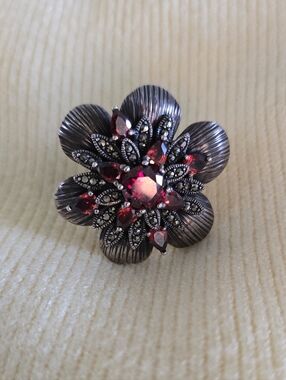 Vintage-Inspired Sterling Red Garnet Flower Cocktail Ring